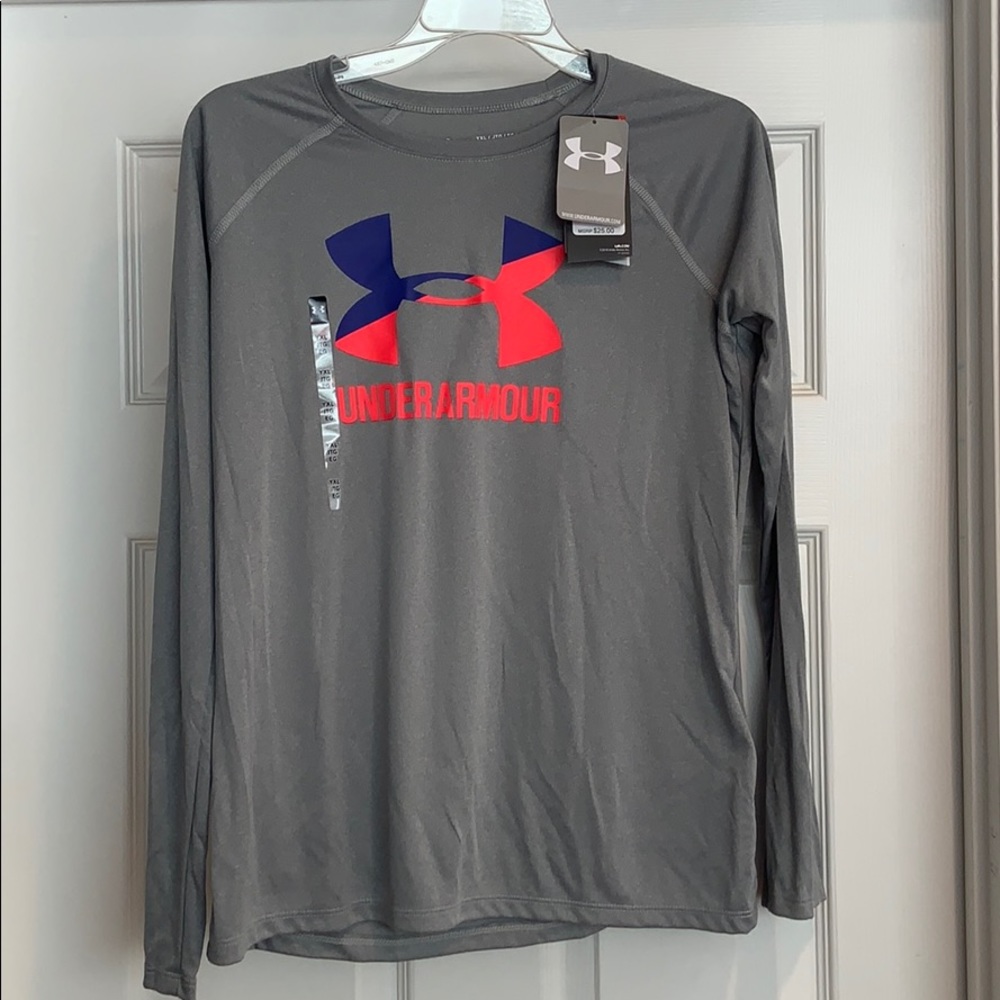 NWT Girls Long Sleeve Under Armour Shirt